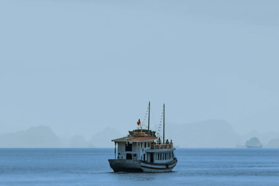 Cannes and Antibes Night Tour the Seine Extraordinaire
